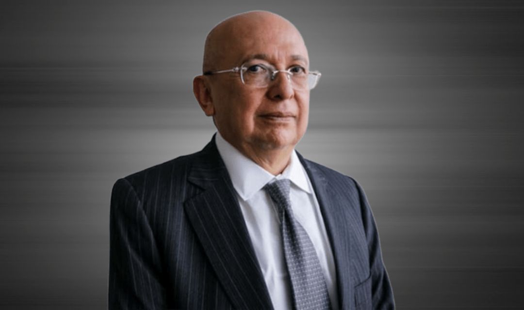 Nombramiento del ministro de Justicia Eduardo Montealegre en la cuerda floja por tres demandas que alegan violación a la ley de paridad de género