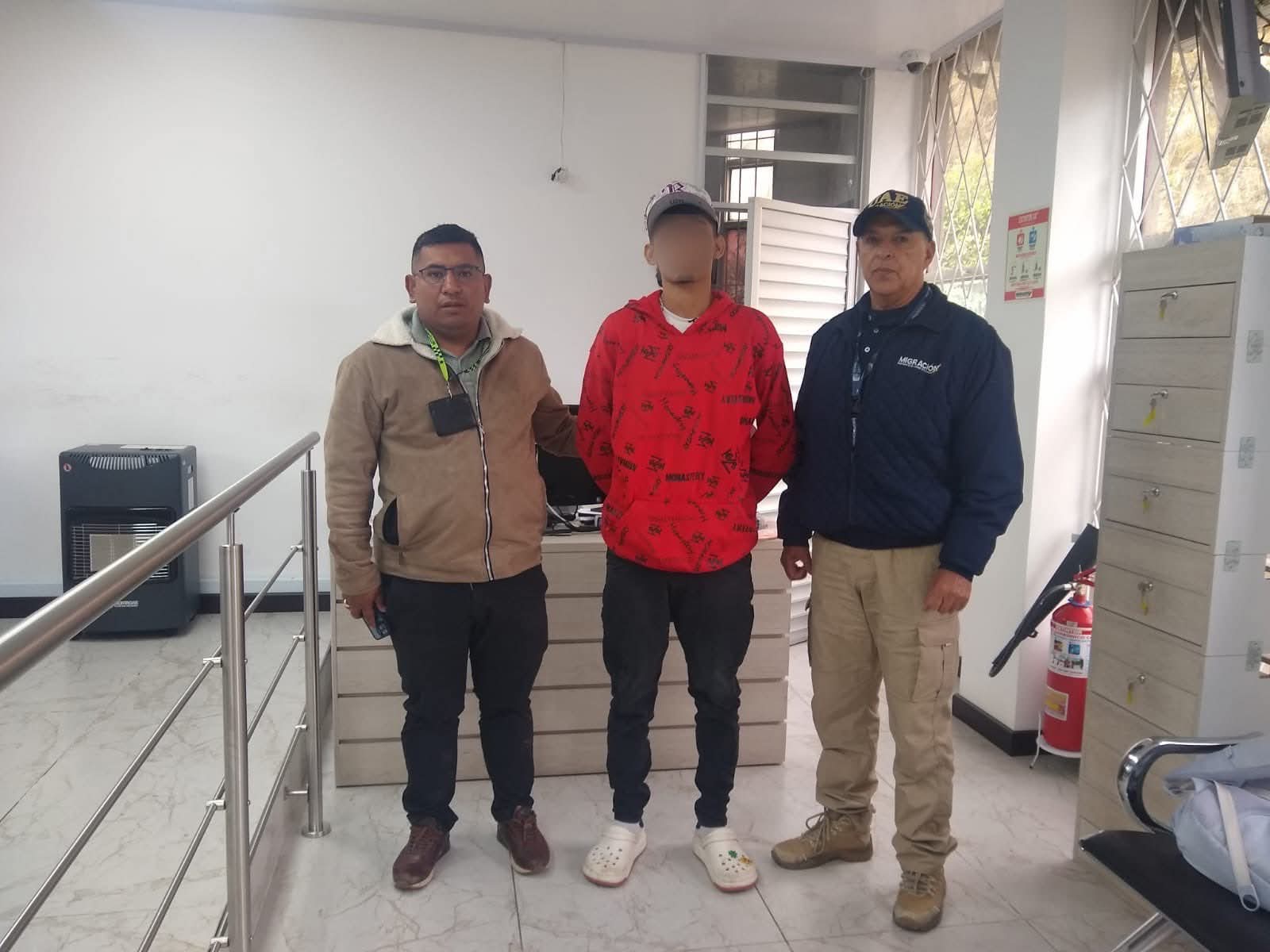Venezolano detenido por intentar ingresar a Ecuador con identidad falsa