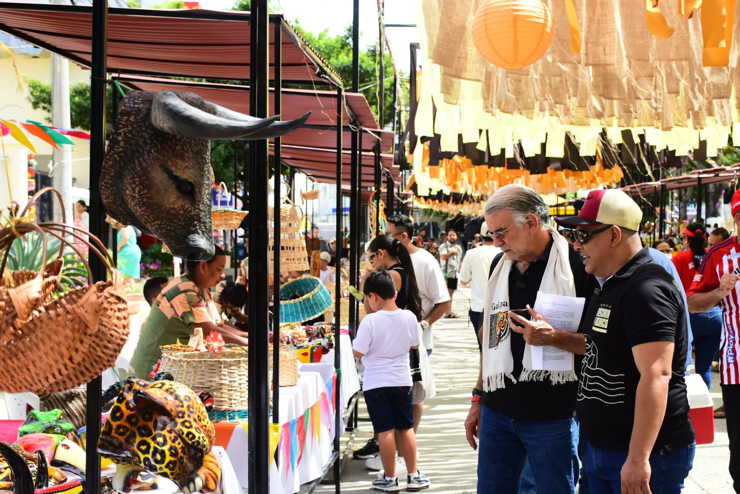Galapa celebró su legado artesanal con una multitudinaria edición del Festival de la Máscara y el Bejuco