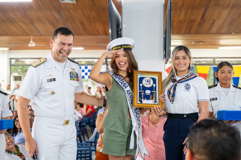 Señorita Tolima conquistó a la Escuela Naval y fue elegida Capitana de la Armada Nacional