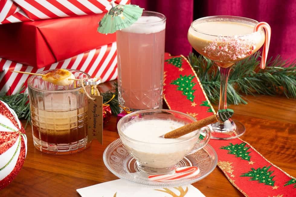 The Reindeer Room conquista Pembroke Pines con su regreso navideño lleno de brillo, sabores y ambiente retro