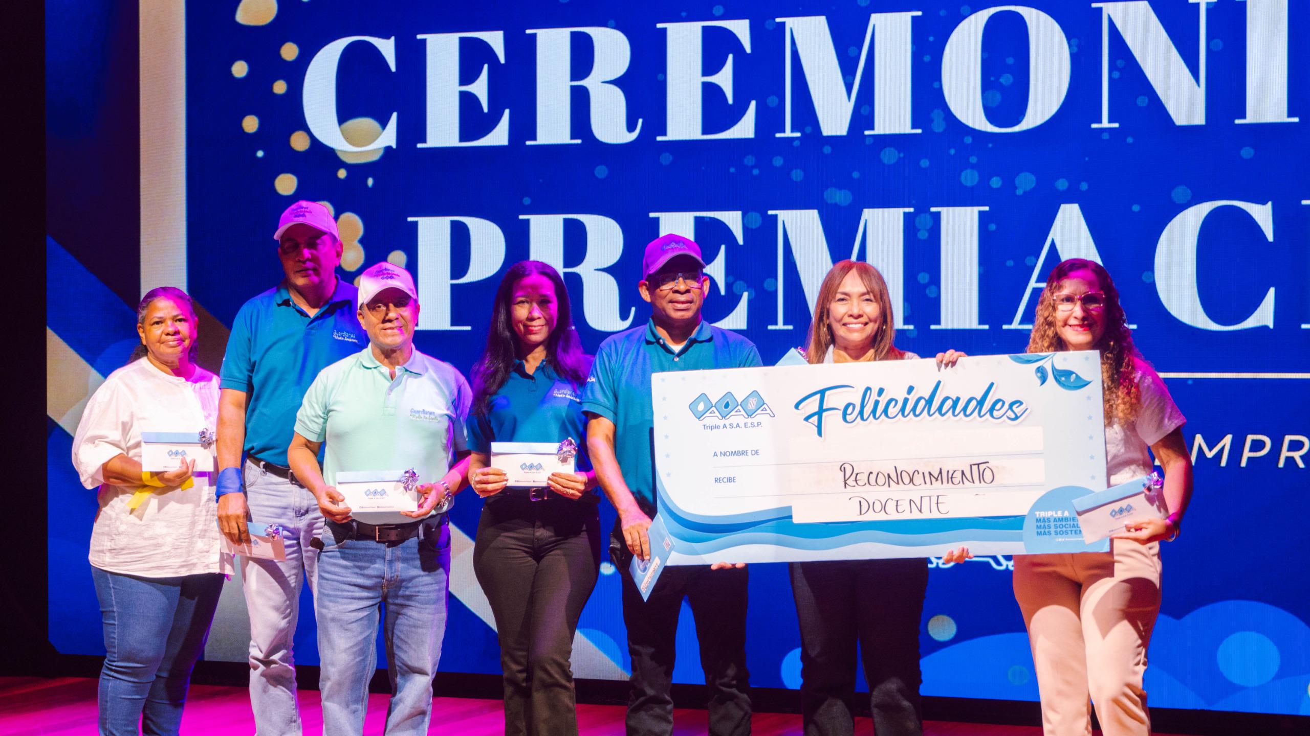 Triple A reconoce a 222 estudiantes como nuevos Guardianes del Medio Ambiente en Barranquilla y Soledad