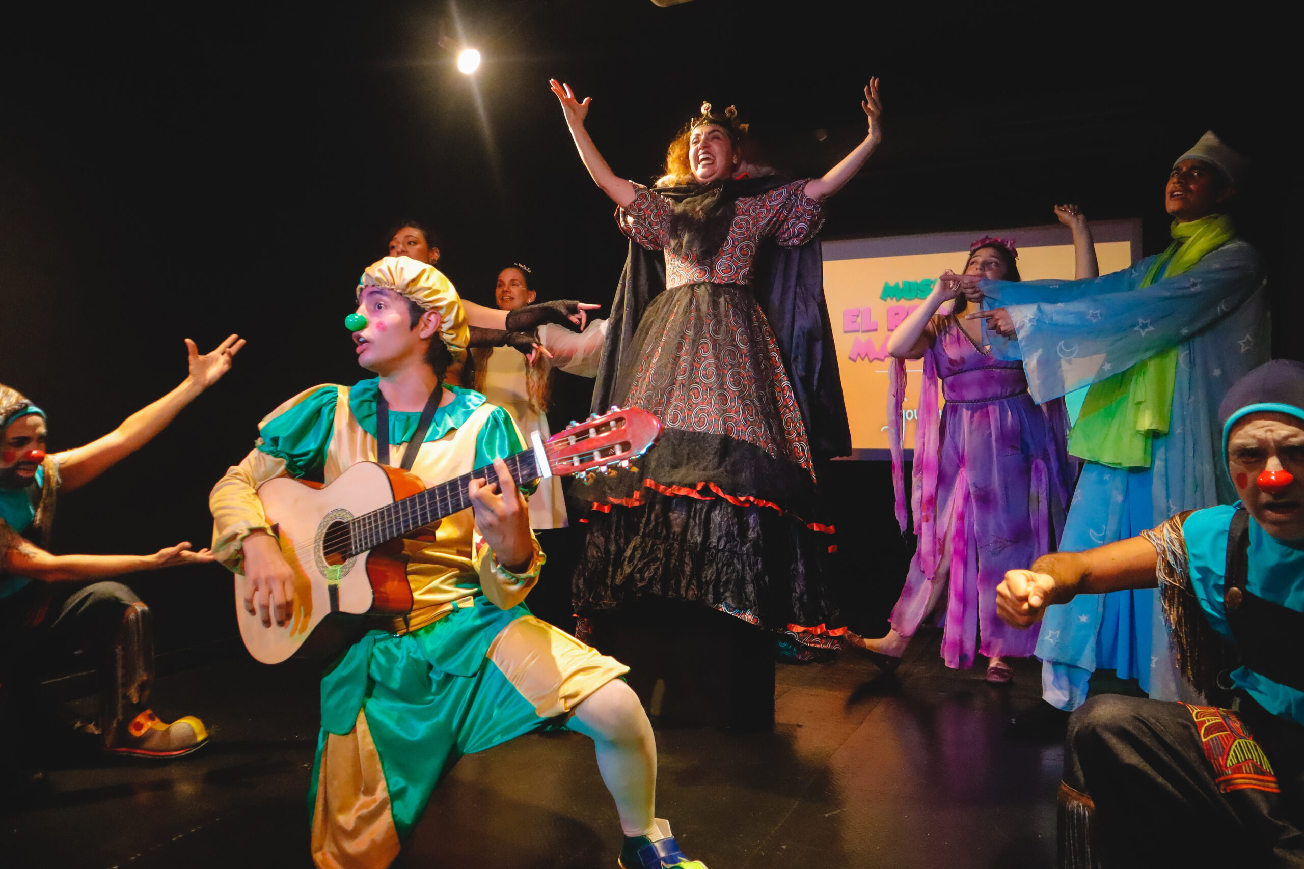 El teatro se toma Bogotá: TEUSAQUI RED VIVA y Ruta Teatro transforman la ciudad en una fiesta cultural