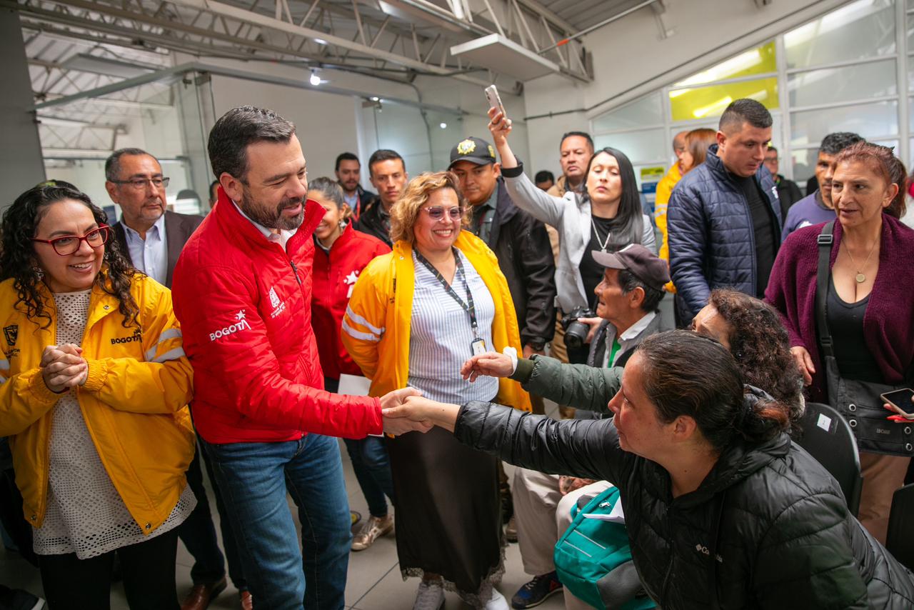 Internet sin costo llega a hogares vulnerables: Bogotá impulsa la inclusión digital