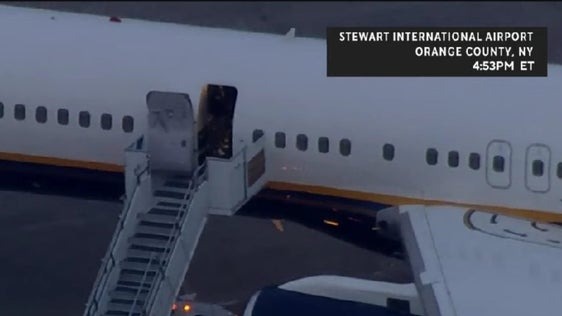 Difunden imágenes del arribo de Nicolás Maduro y Cilia Flores a Estados Unidos tras operativo militar