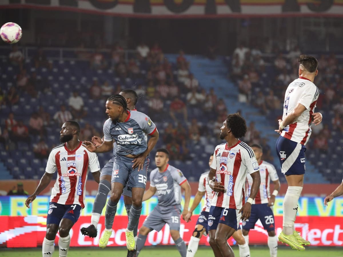 Santa Fe impone su juego en El Campín y derrota al Junior en una jornada intensa de la Liga BetPlay