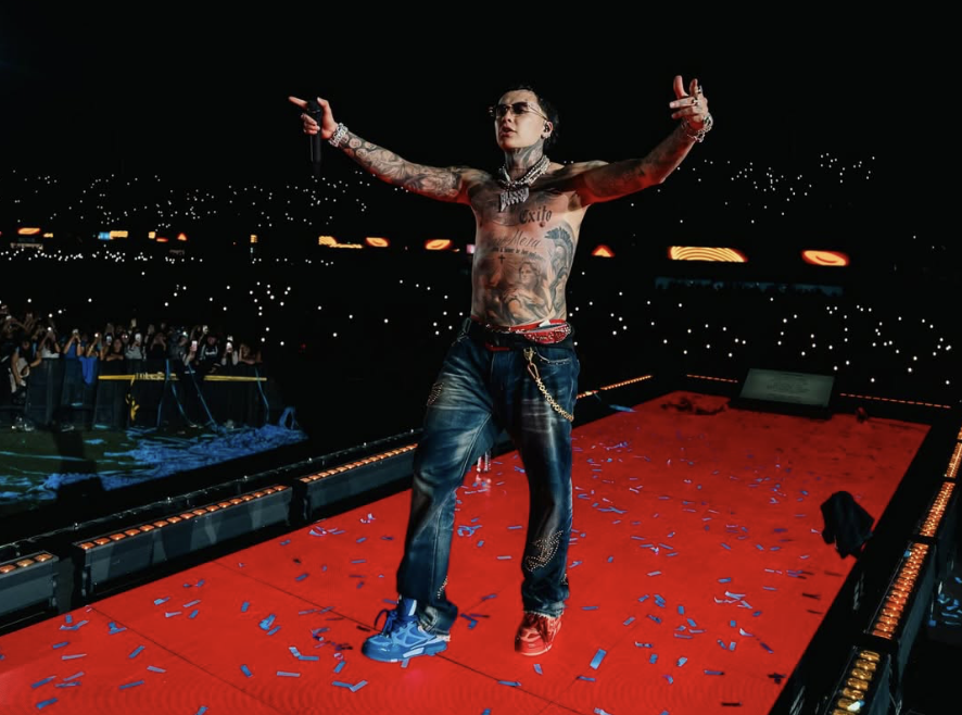 Blessd se prepara para cerrar en Barranquilla y Medellín su gira “El Mejor Hombre del Mundo Tour”