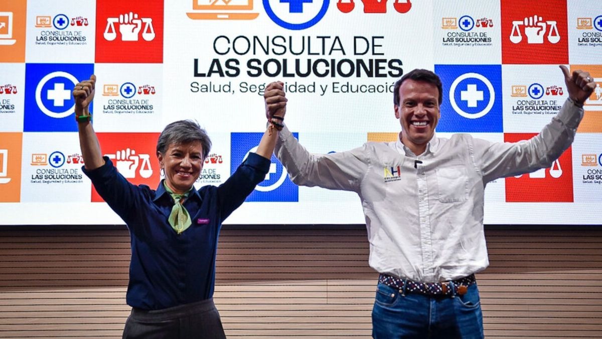 Claudia López oficializa su aspiración presidencial junto a Leonardo Huerta