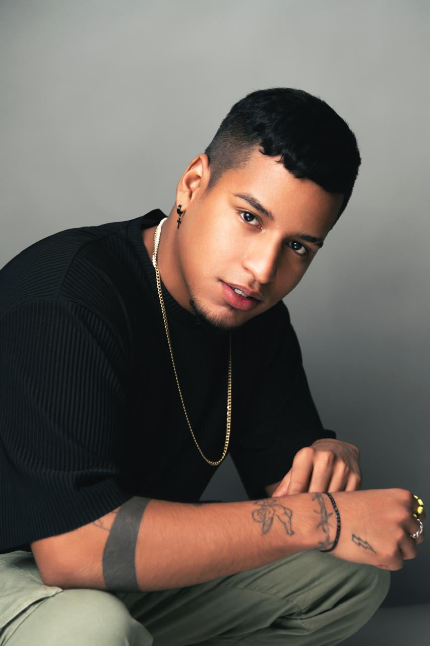 Hokai Beats consolidó su impacto nacional con el remix de “Chévere” junto a Ryan Castro