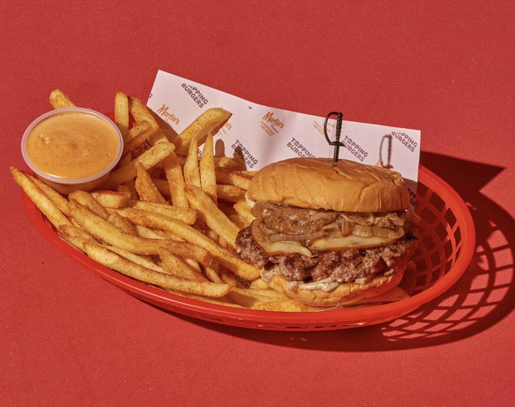 Topping Burgers trae a Barranquilla el famoso pan Martin’s Potato Rolls y eleva el nivel de las hamburguesas en el Caribe