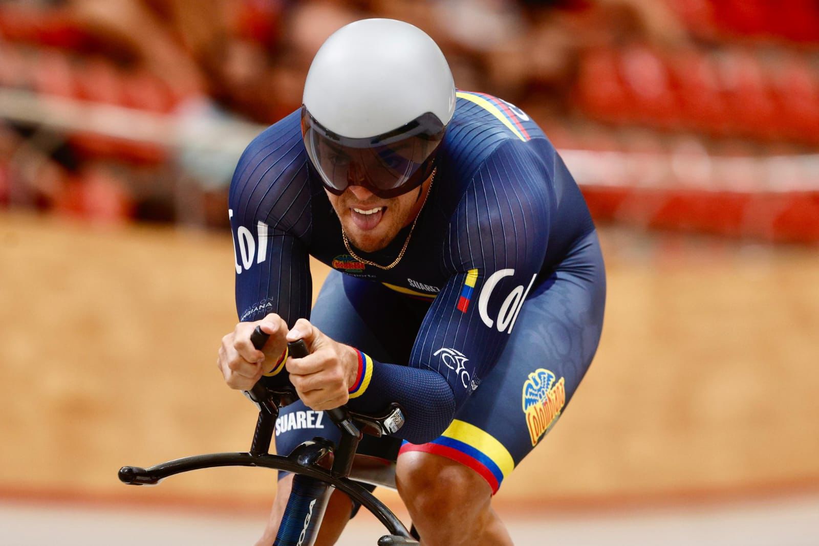 Cristian Ortega Fontalvo representa a Colombia en el circuito mundial de ciclismo de pista en Asia