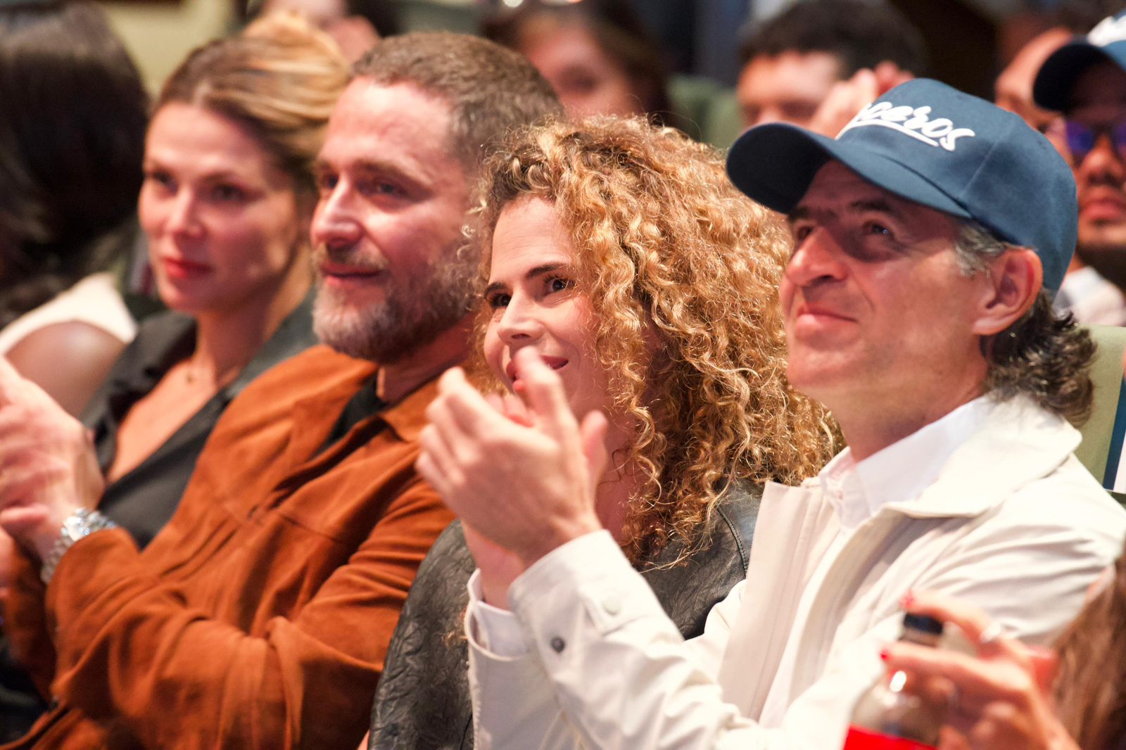 Medellín apuesta por transformar la vida de jóvenes con documental Parceros que llega a televisión internacional