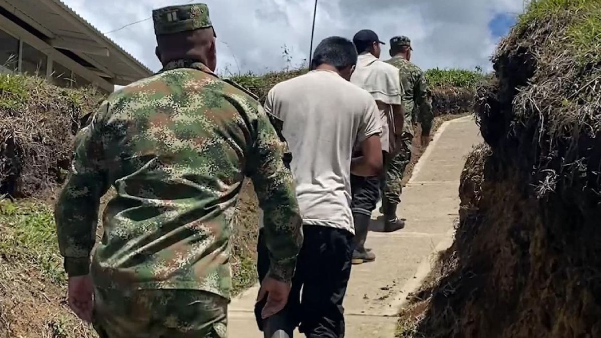 Alerta en Bogotá por aumento de menores reclutados y armados por redes criminales