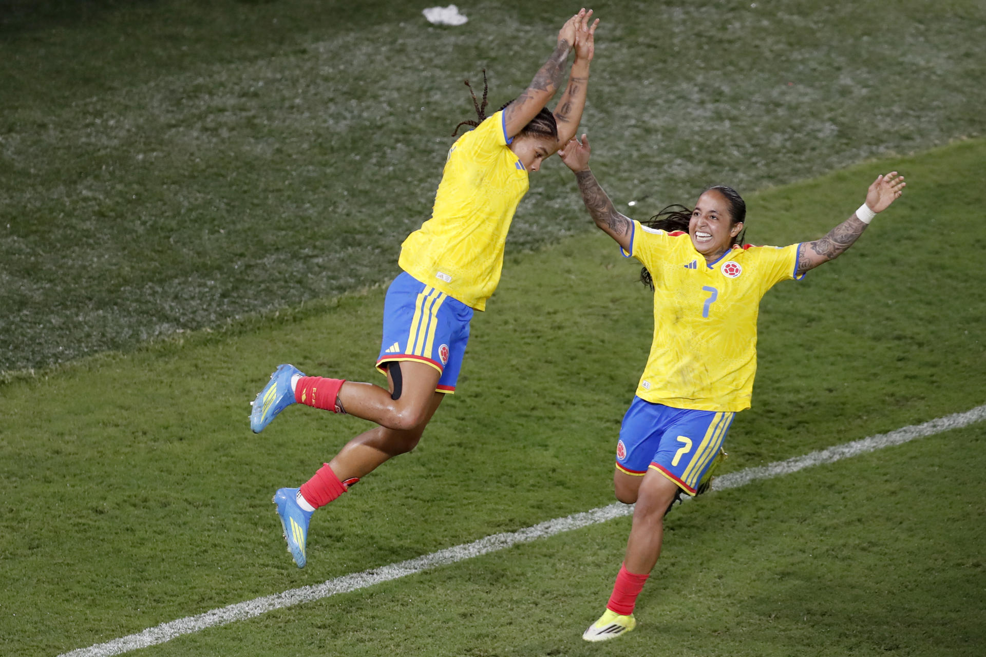 Colombia se mantiene firme en la pelea por el Mundial tras empate con Argentina en la Liga de Naciones femenina