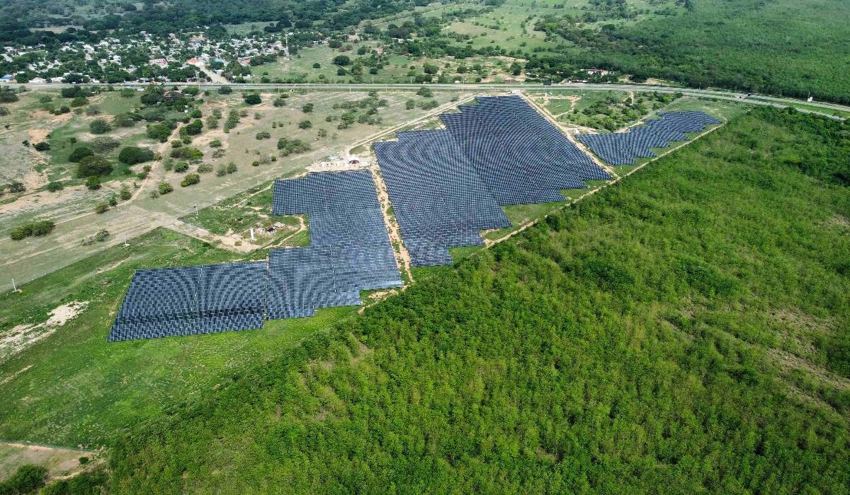 Megaparque solar entra en operación en Colombia y refuerza apuesta por energías limpias