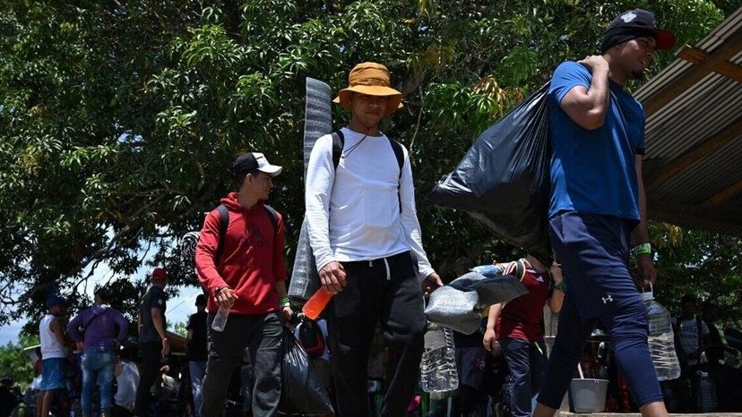 Cruz Roja advierte que el desplazamiento por la violencia se duplicó en Colombia durante 2025