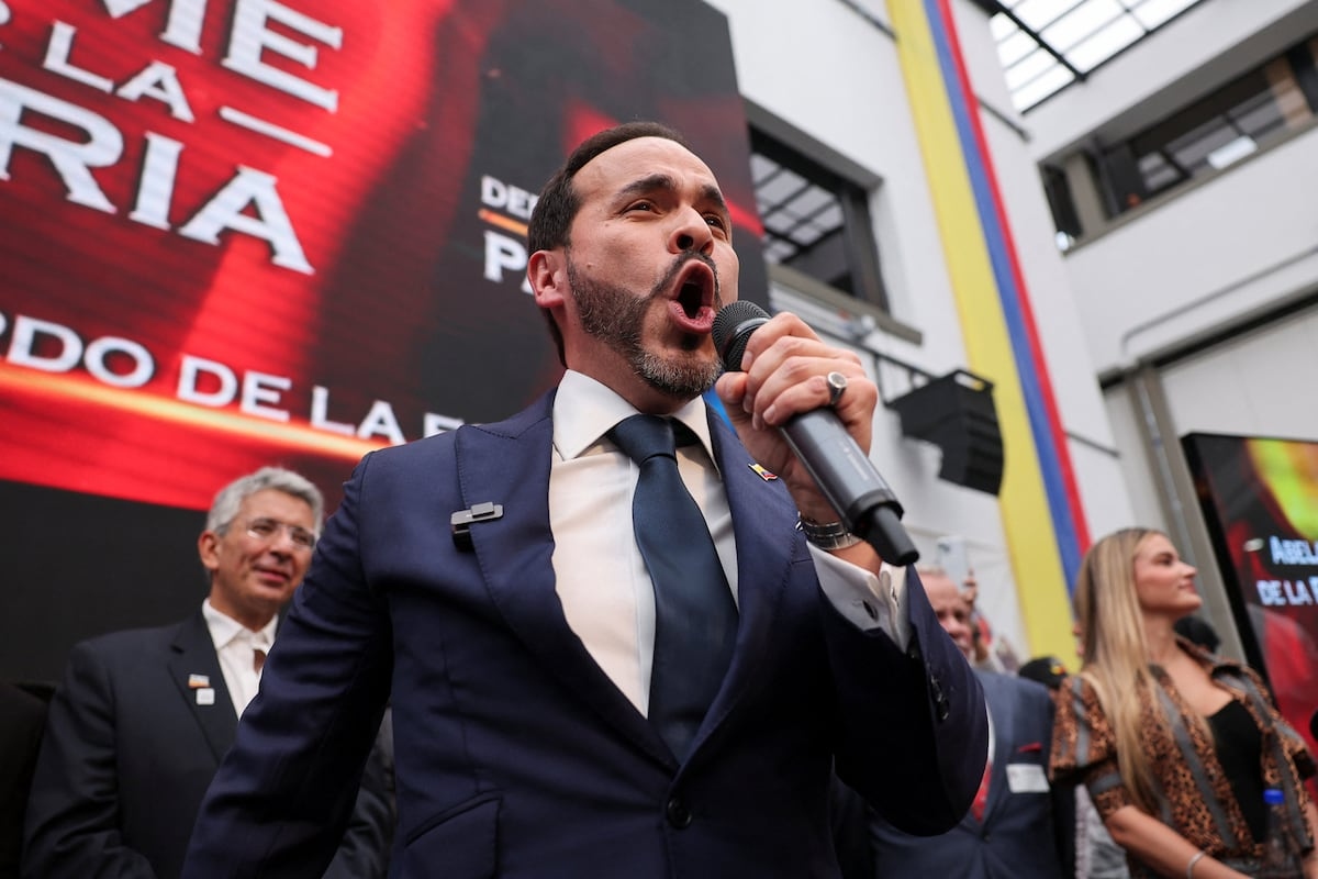 Corte Suprema frena orden que obligaba a Abelardo de la Espriella a retirar publicidad con símbolos patrios