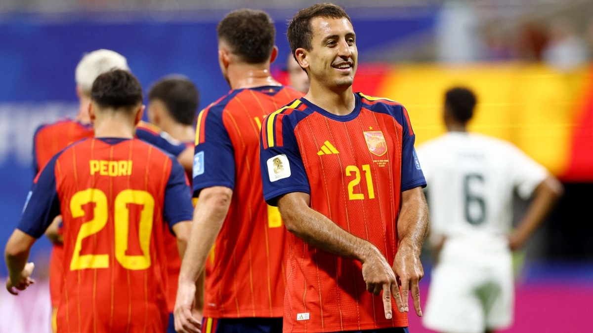 España recuperó su poder ofensivo y goleó a Arabia Saudita para asumir el liderato provisional del Grupo H