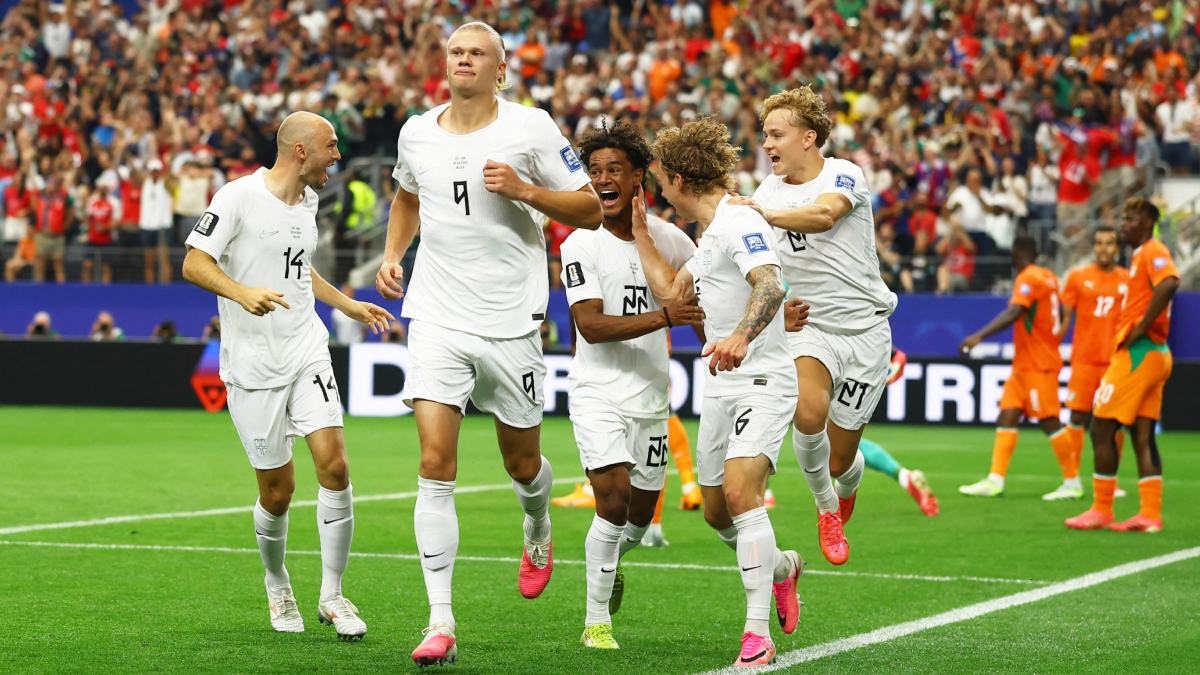 Haaland lidera el histórico regreso de Noruega a los octavos de final tras 28 años de espera