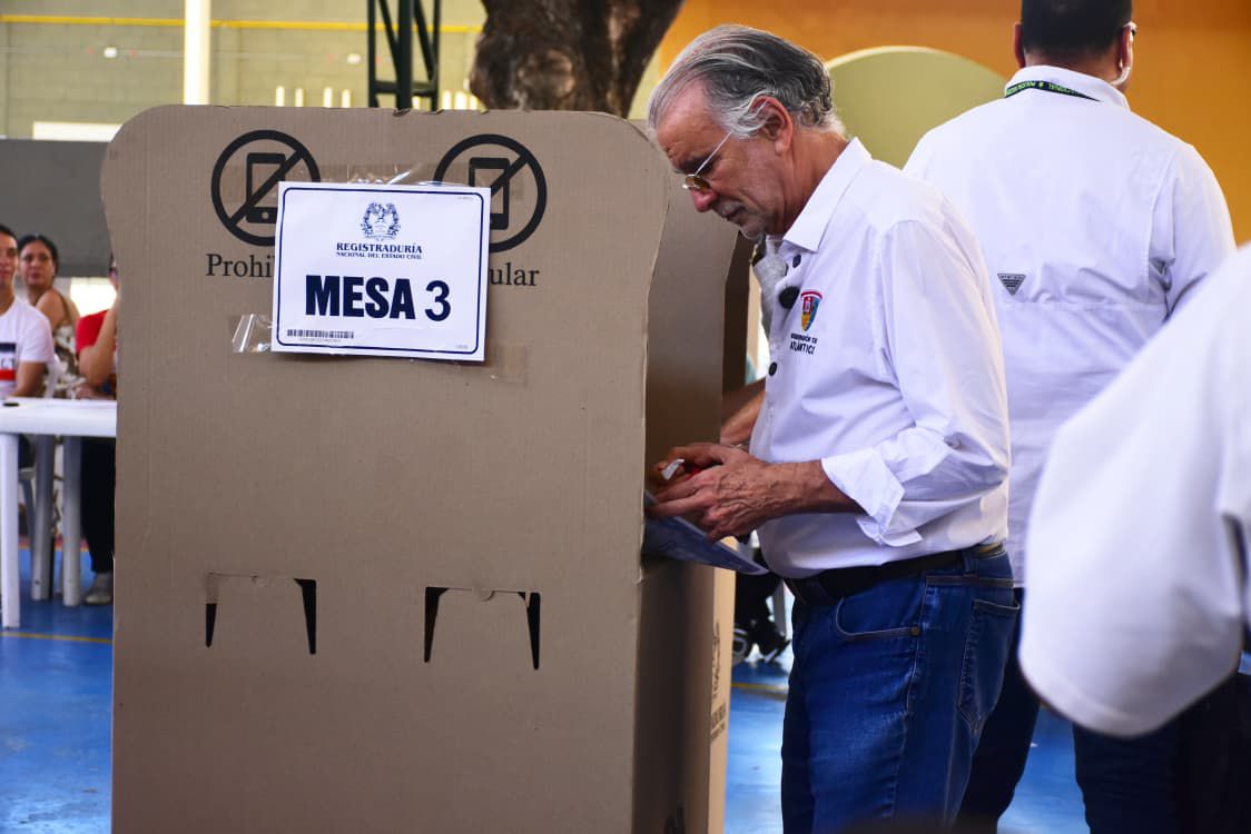 Eduardo Verano votó en Barranquilla y llamó a los atlanticenses a participar en las elecciones presidenciales