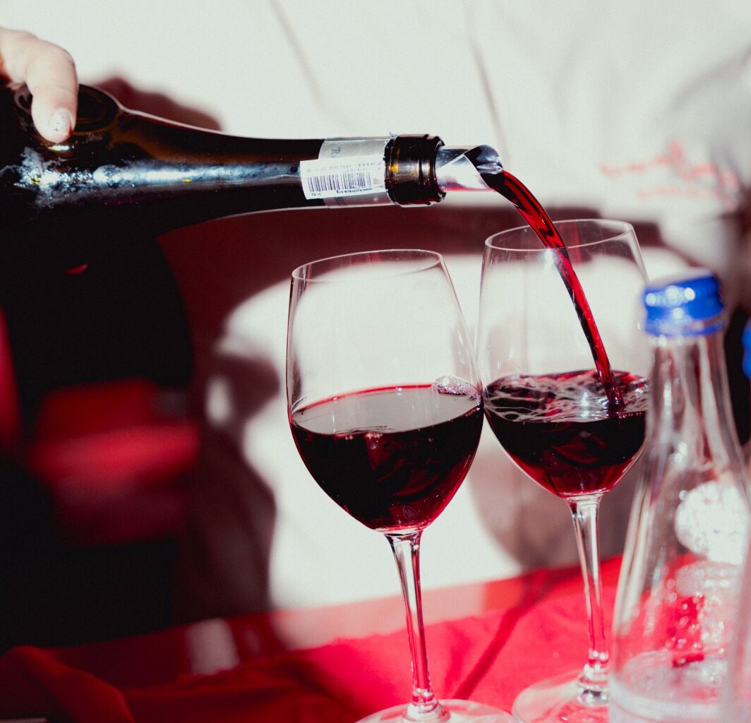 El vino deja de ser ocasional y se vuelve cotidiano: el cambio de consumo que está redefiniendo la categoría en Colombia