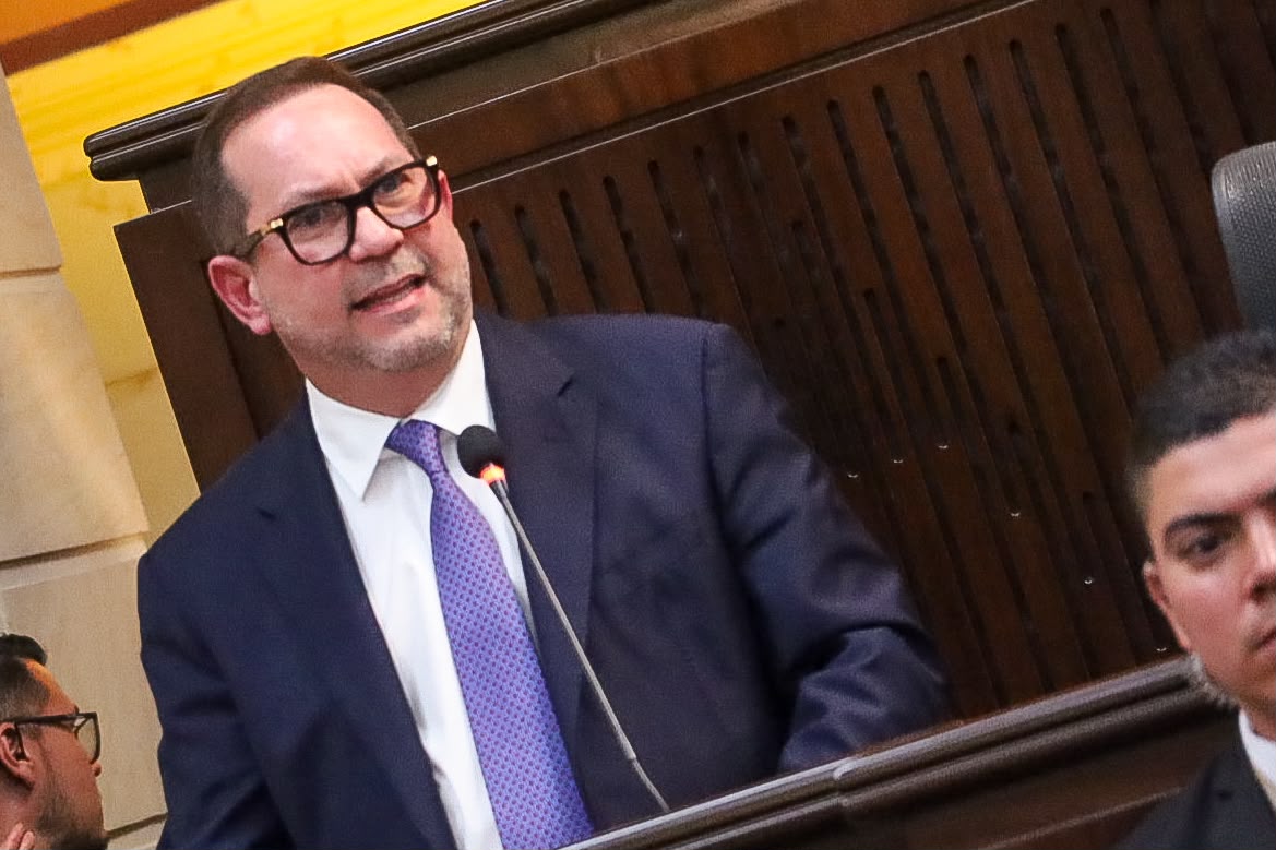 Lidio García defiende la independencia del Congreso y pide respetar la autonomía de las instituciones