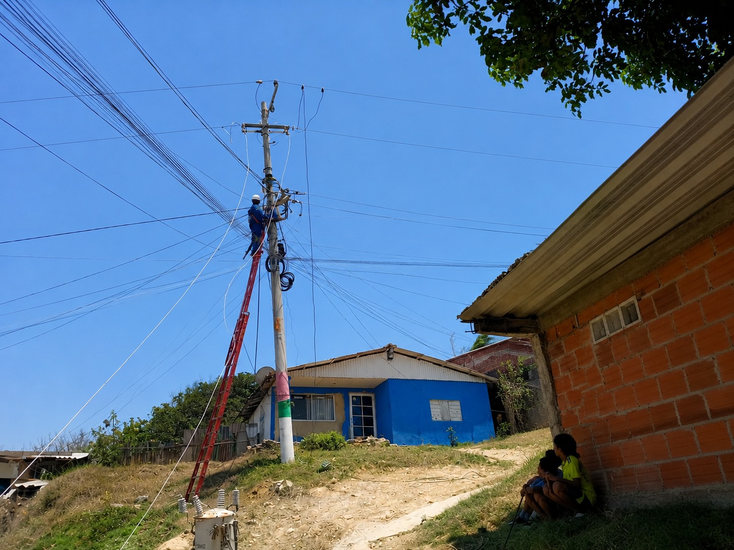 Air-e Intervenida refuerza la red eléctrica en Puerto Colombia con nuevas obras y mantenimiento