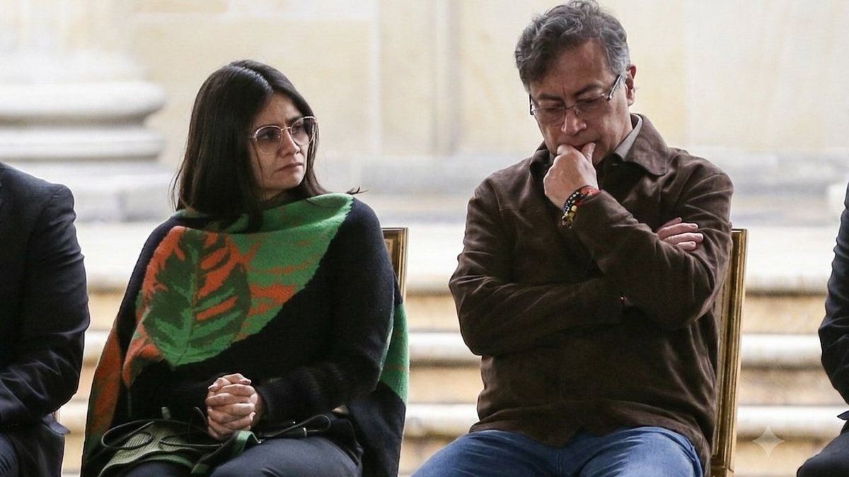 Piden al Congreso revisar el permiso que le permite a Gustavo Petro salir del país