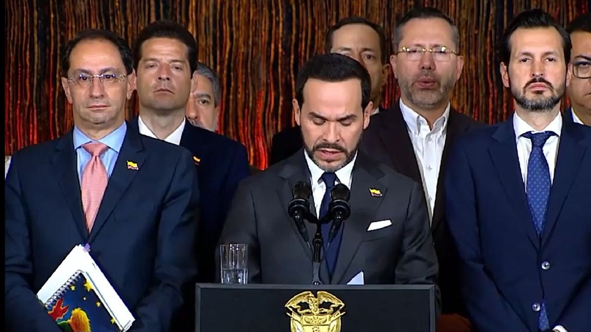 De la Espriella reporta 119 extradiciones en 60 días y advierte que Colombia no será refugio de delincuentes