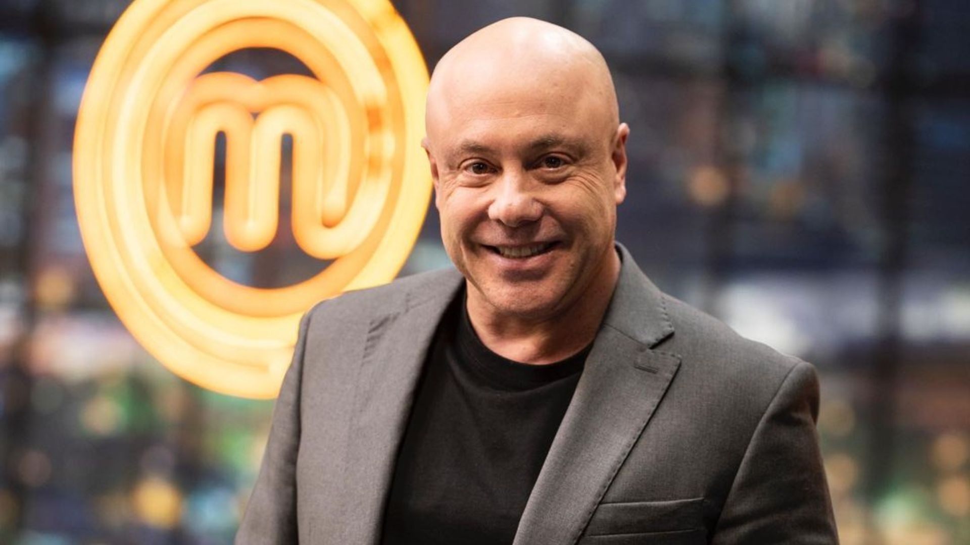Jorge Rausch se aparta de MasterChef Ecuador por cambio de sede y seguirá en la televisión colombiana