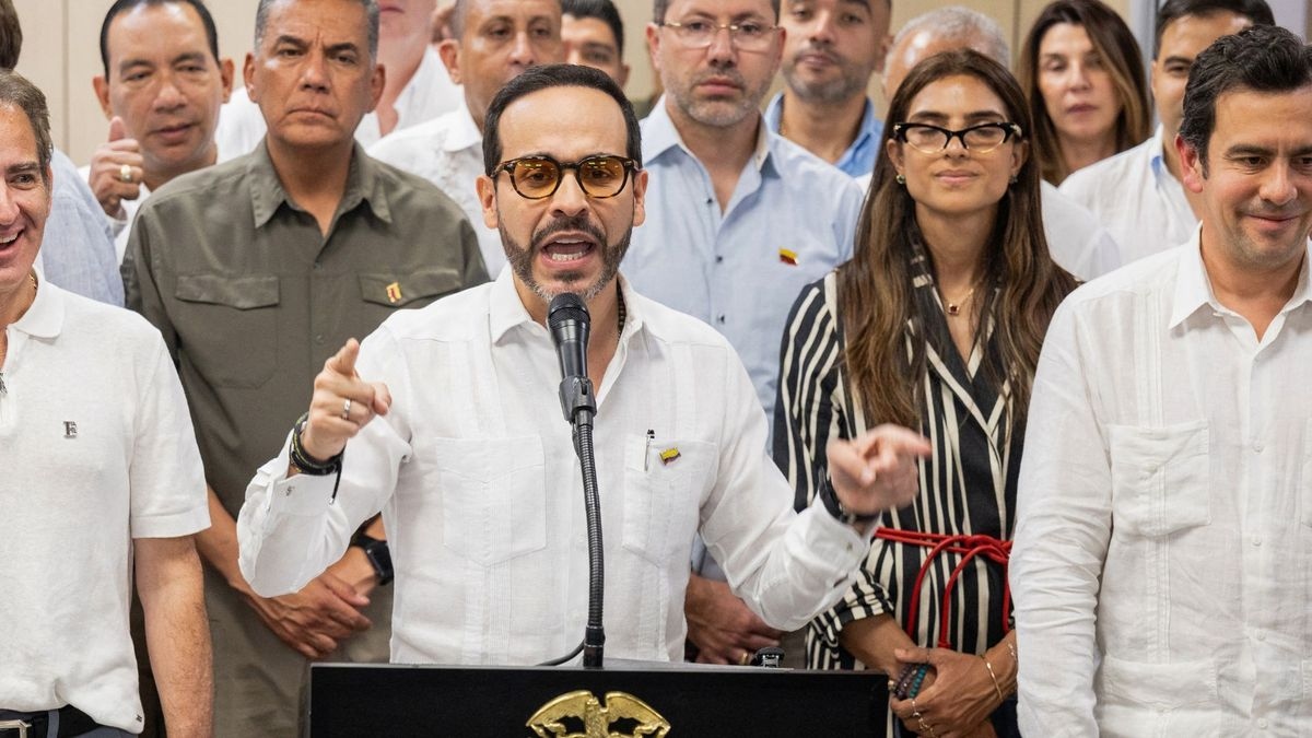 De La Espriella pone la contratación pública bajo vigilancia y anuncia ofensiva contra la corrupción